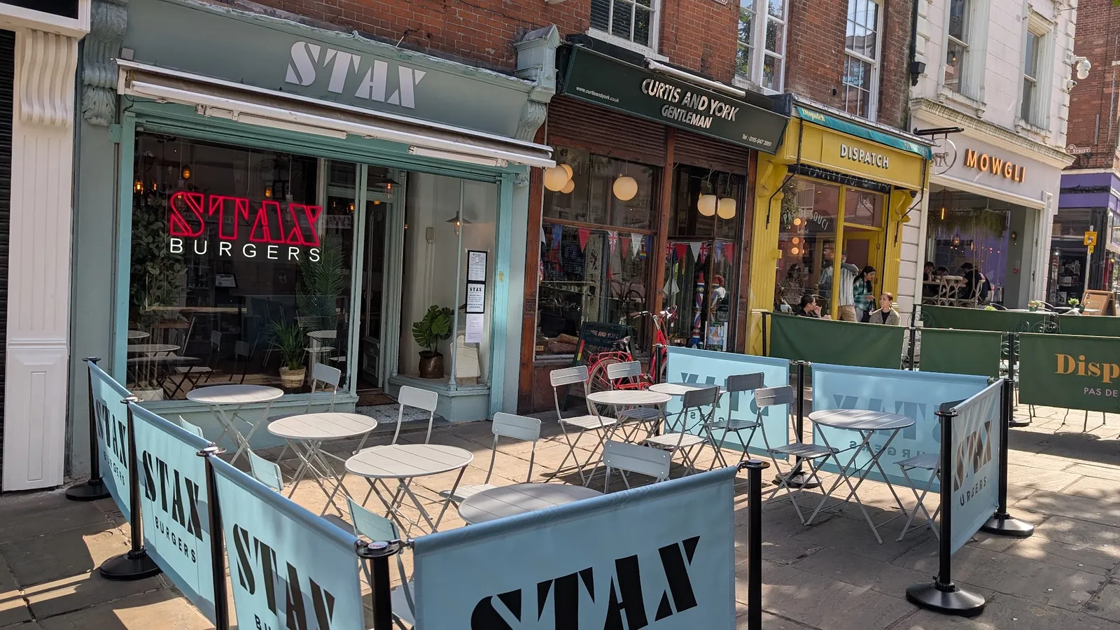 STAX Burgers · Photos 1